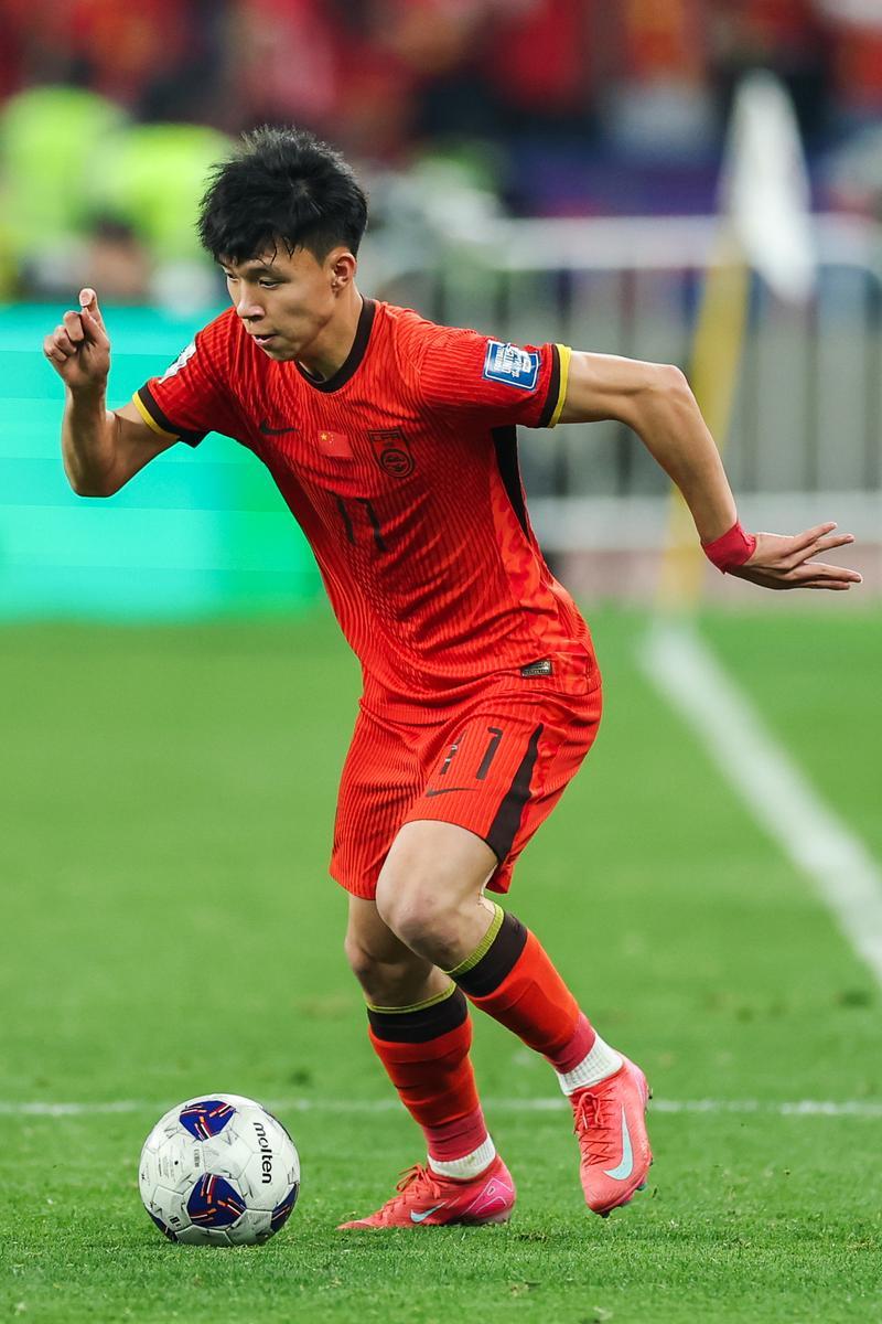 亚冠赛程吃紧，阿贾克斯今晨刷新队史纪录，压力陡增，训练强度明显提升的简单介绍